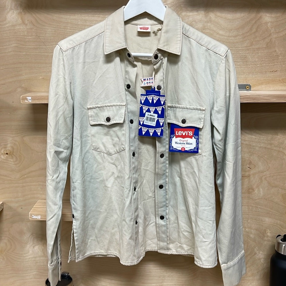 Levi’s women vintage shirt